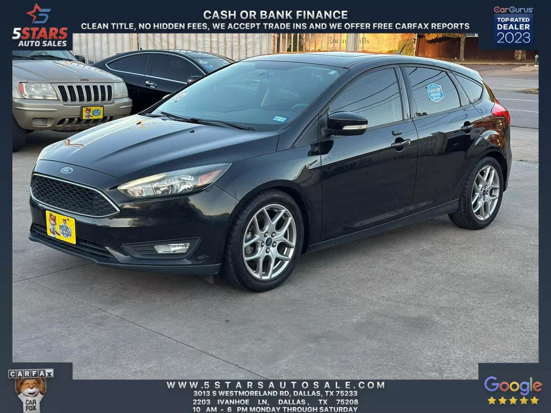 2015 Ford Focus SE photo 2