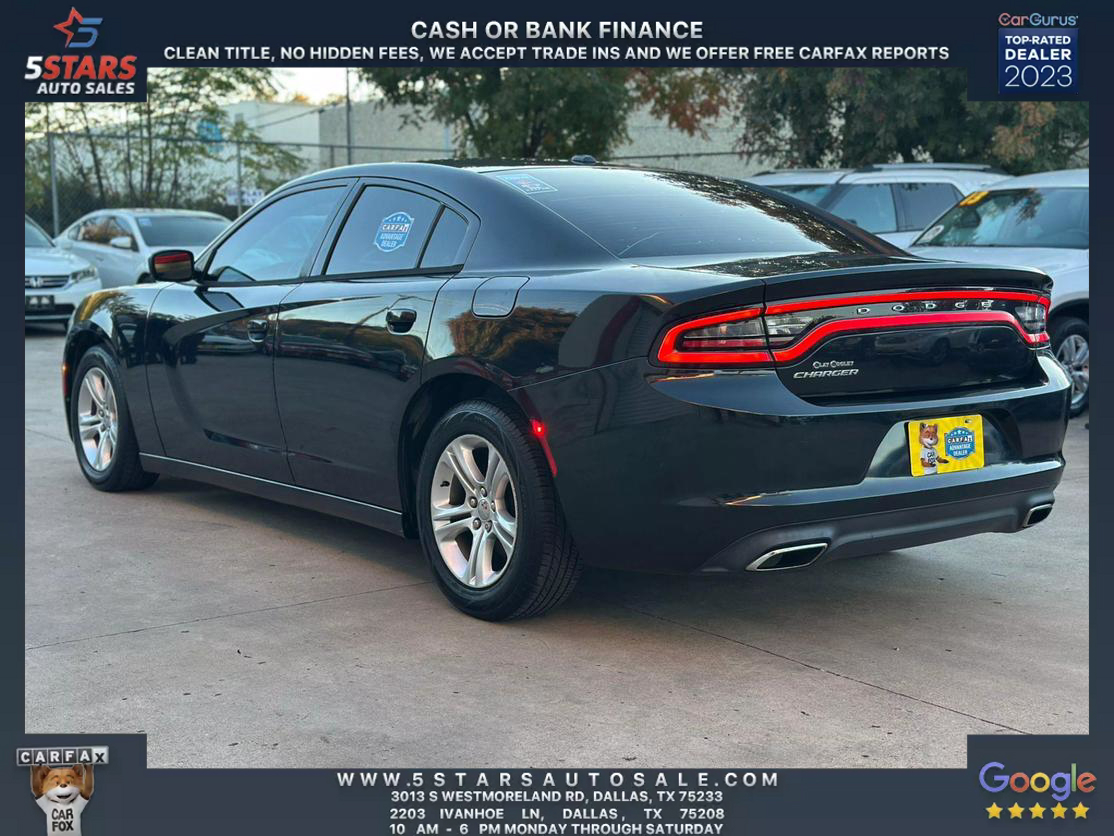 2015 Dodge Charger SE photo 3