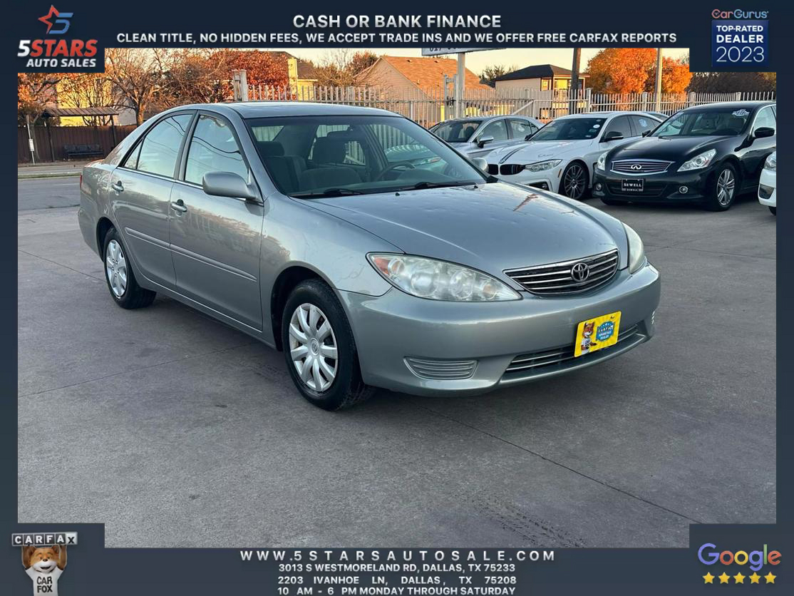 Toyota Camry's photo