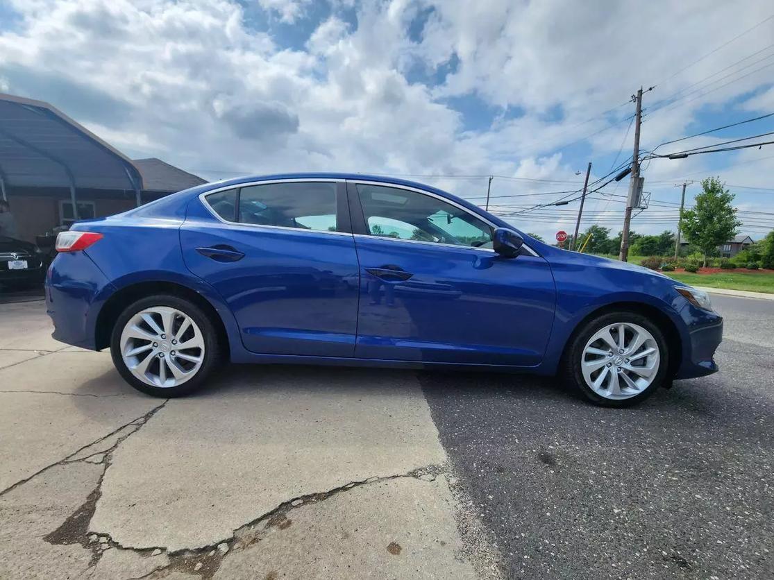 2017 Acura ILX ILX photo 3