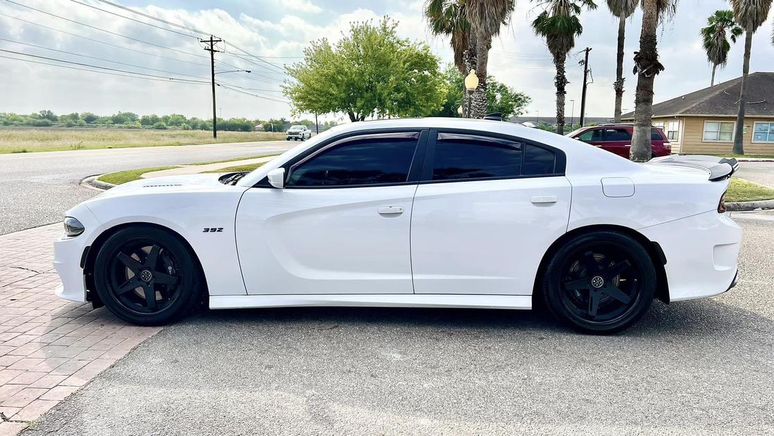 2017 Dodge Charger Daytona photo 4