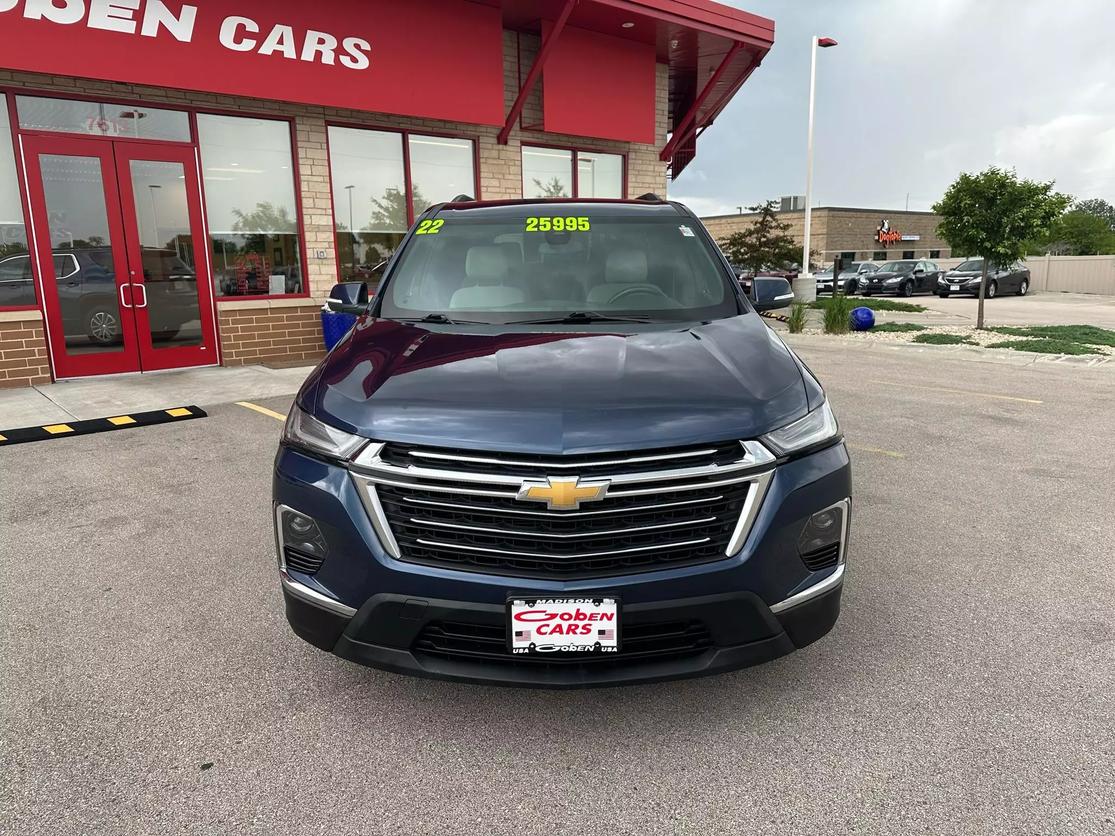 Used 2022 Chevrolet Traverse 1LT with VIN 1GNEVGKW3NJ115900 for sale in Middleton, WI