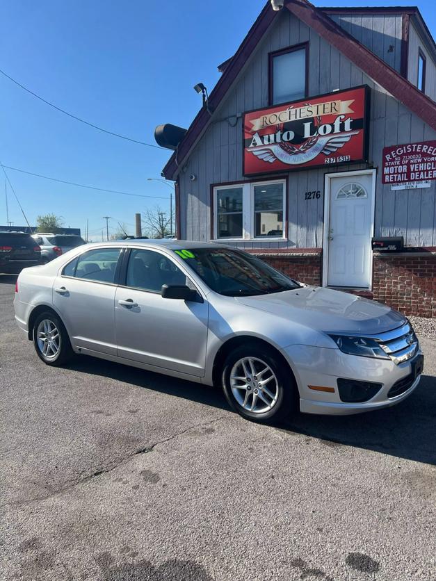 2010 Ford Fusion S photo 6