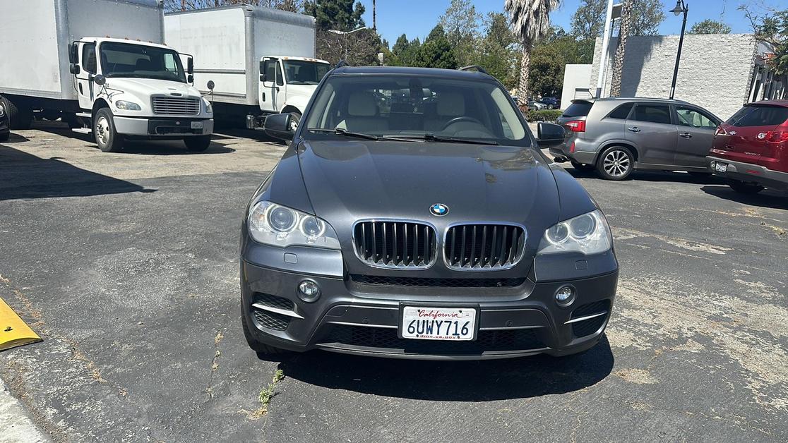 2012 BMW X5 xDrive35d - Image 2