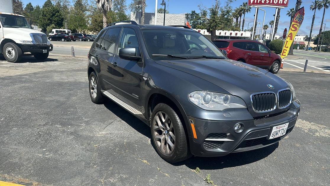 2012 BMW X5 xDrive35d - Image 1