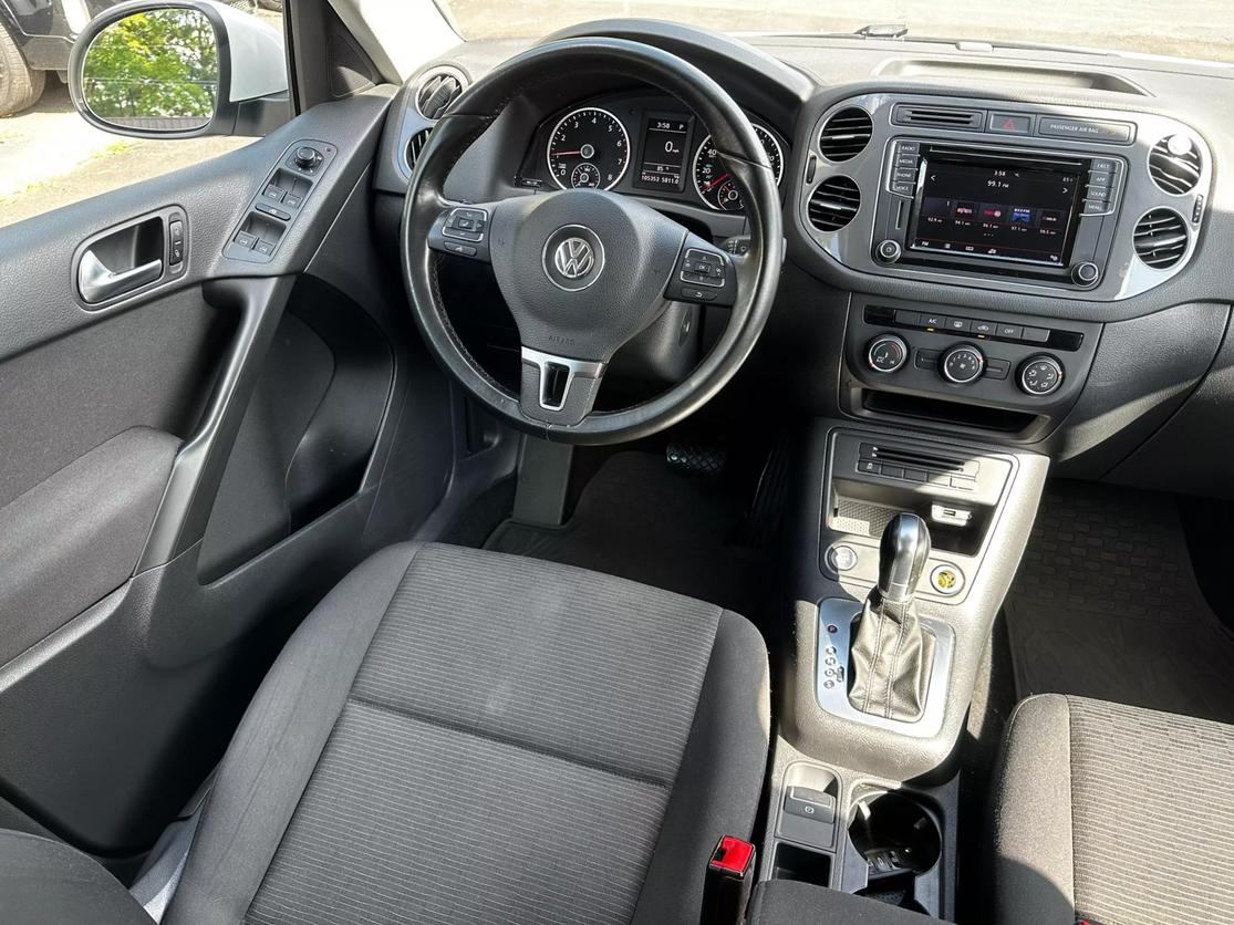 2018 Volkswagen Tiguan Limited Base photo 11