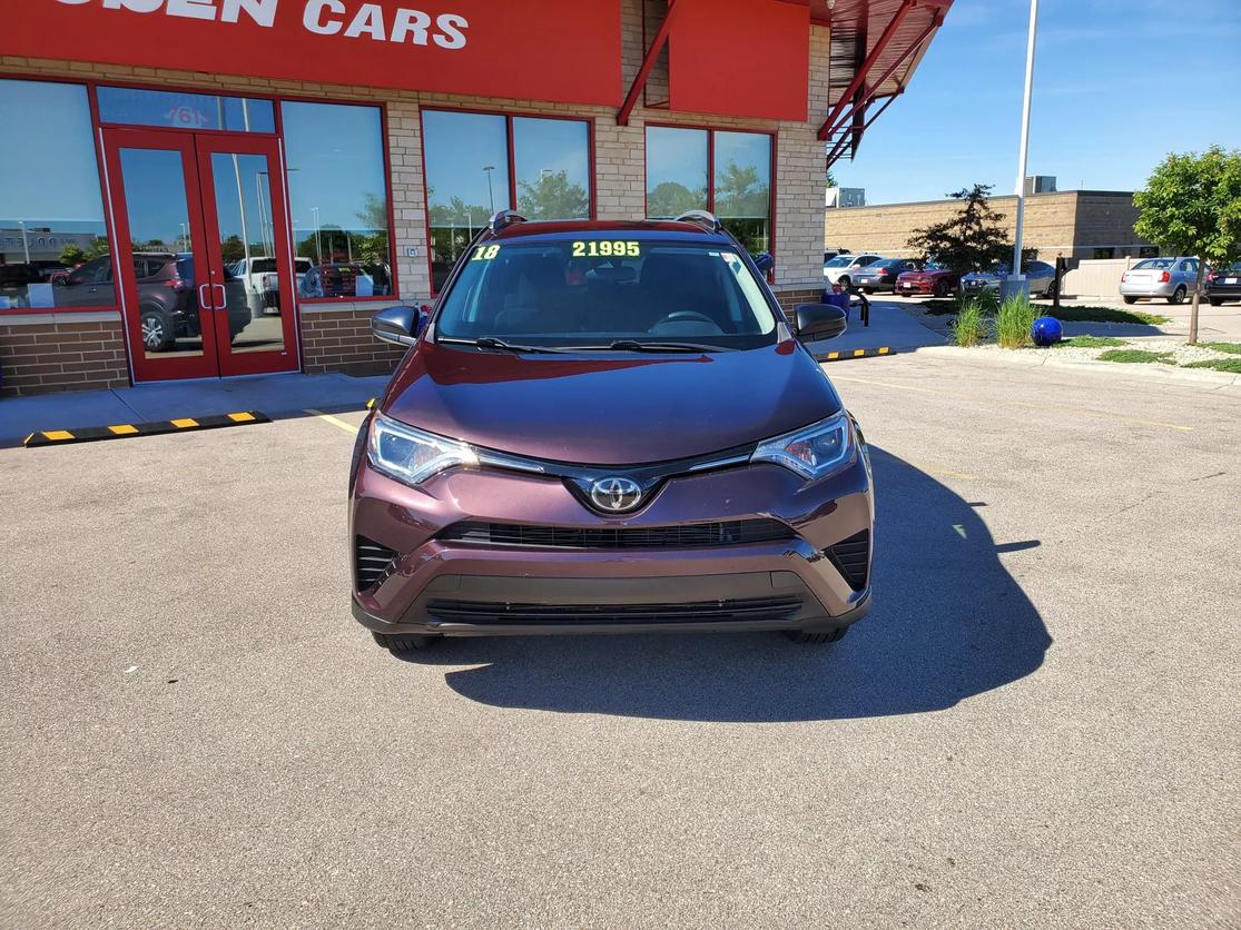 Used 2018 Toyota RAV4 LE with VIN 2T3BFREV8JW739338 for sale in Middleton, WI