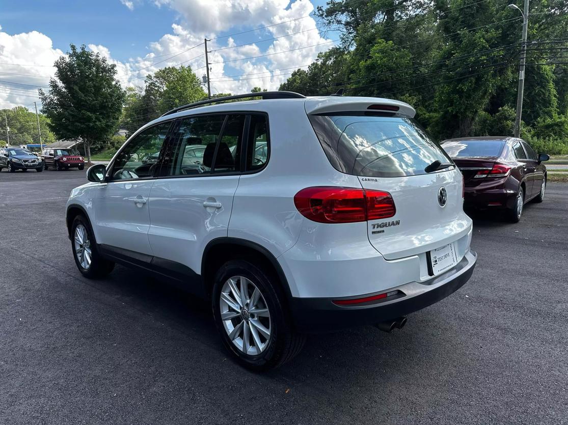 2018 Volkswagen Tiguan Limited Base photo 7