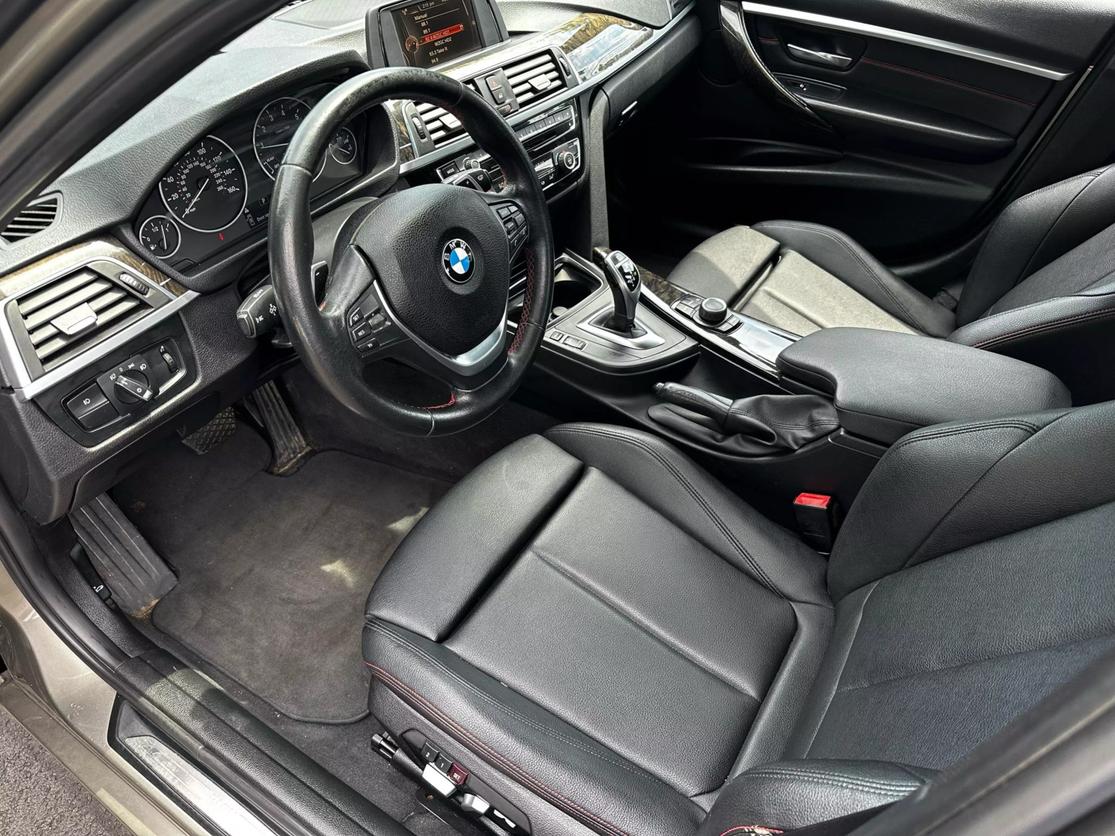 2016 BMW 3 Series 328i photo 10