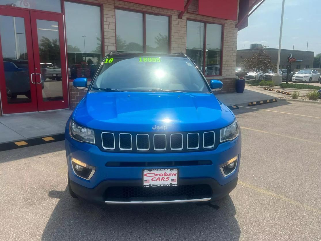 Used 2019 Jeep Compass Limited with VIN 3C4NJDCB2KT669688 for sale in Middleton, WI