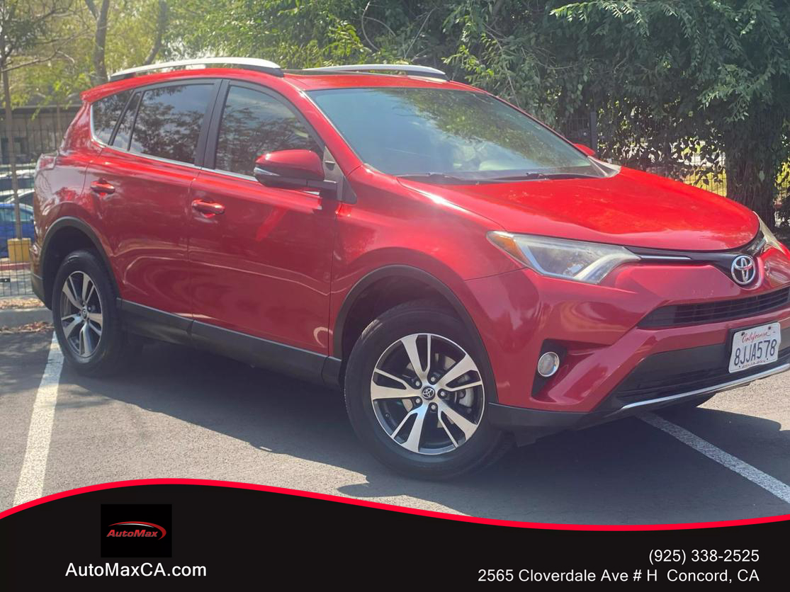 2016 Toyota RAV4 XLE photo 6