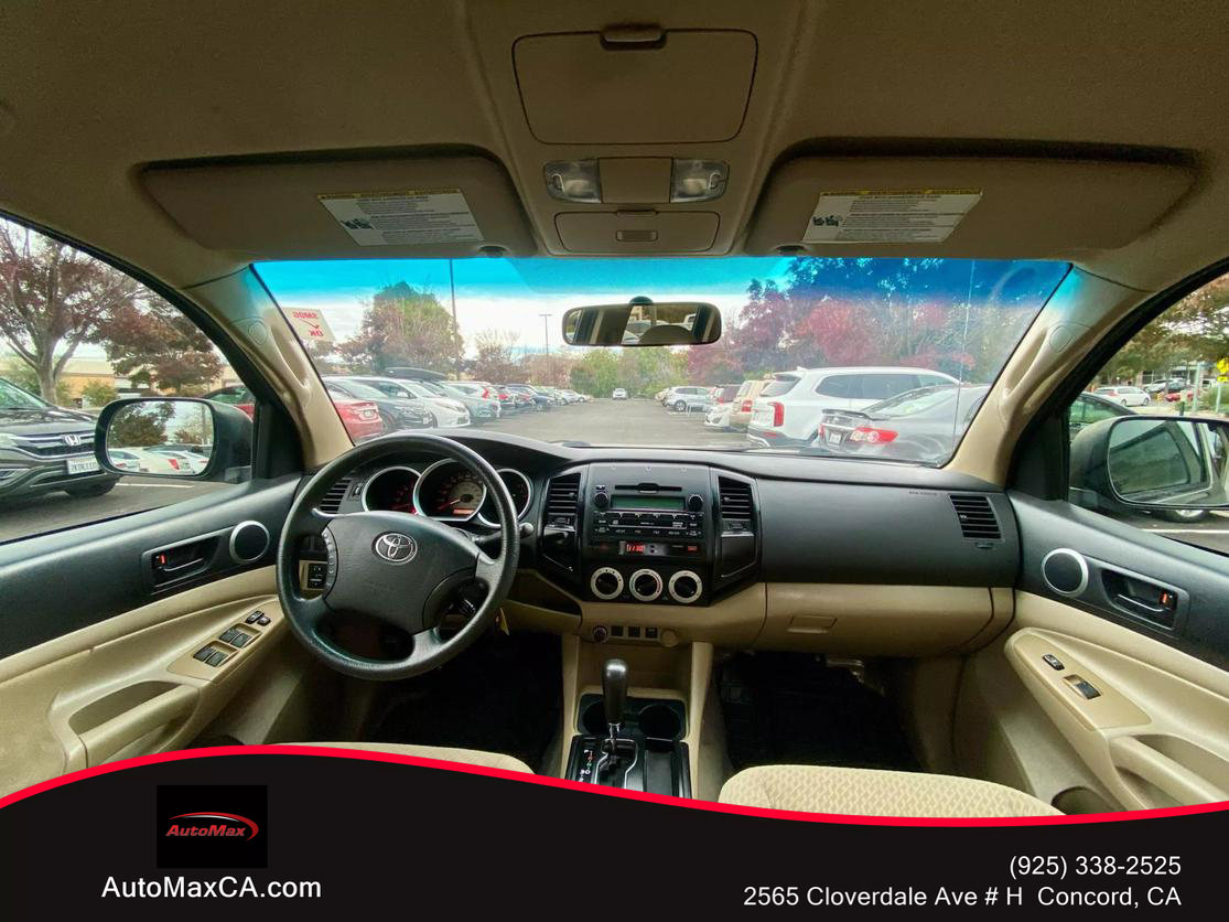 2011 Toyota Tacoma Base photo 14