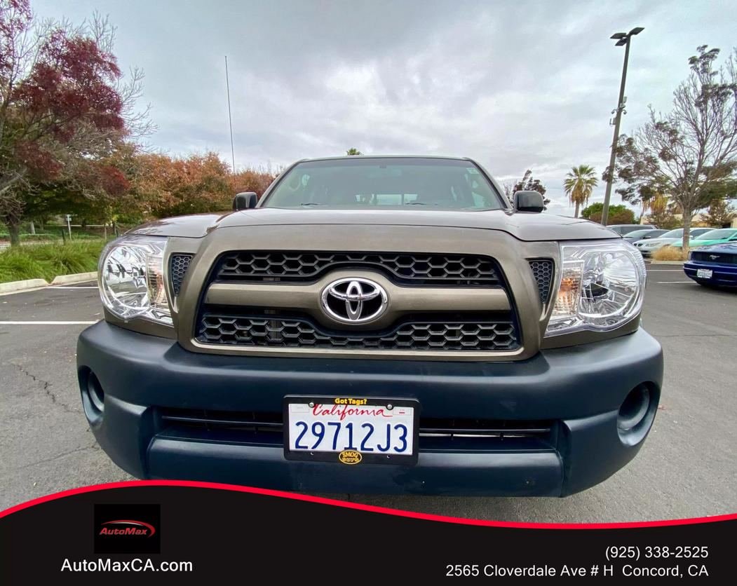 2011 Toyota Tacoma Base photo 2