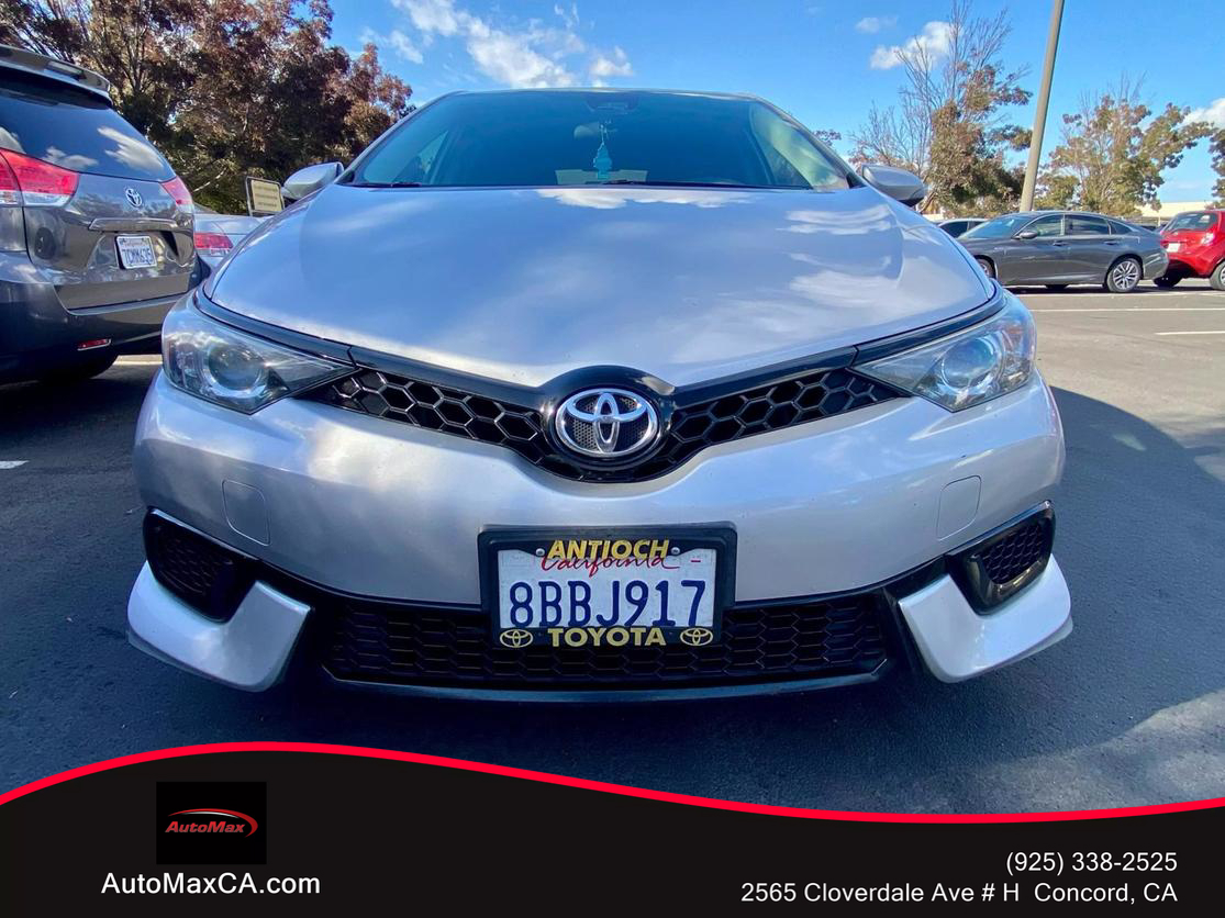 2018 Toyota Corolla iM Base photo 3