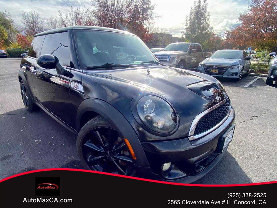 2011 MINI Cooper S photo 15