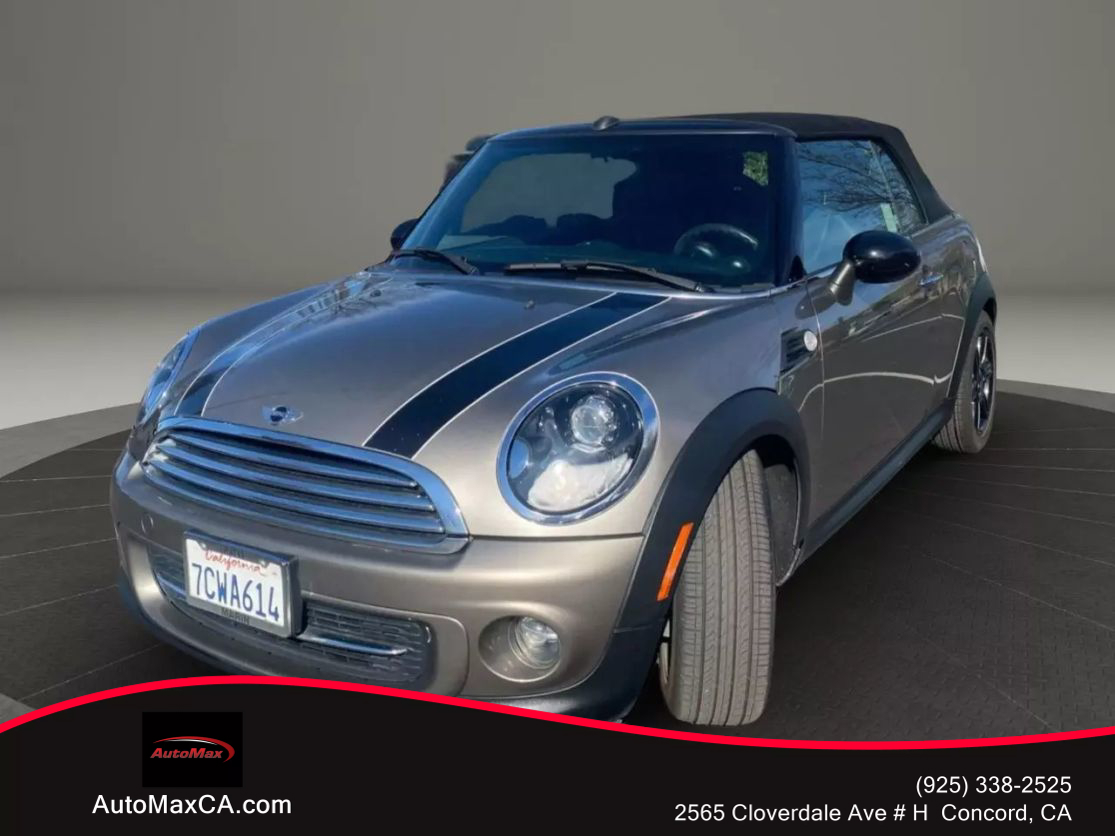 2014 MINI Cooper Base's photo