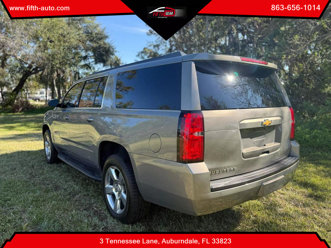 2018 Chevrolet Suburban LT photo 8