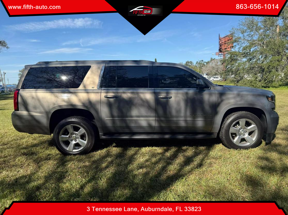 2018 Chevrolet Suburban LT photo 5