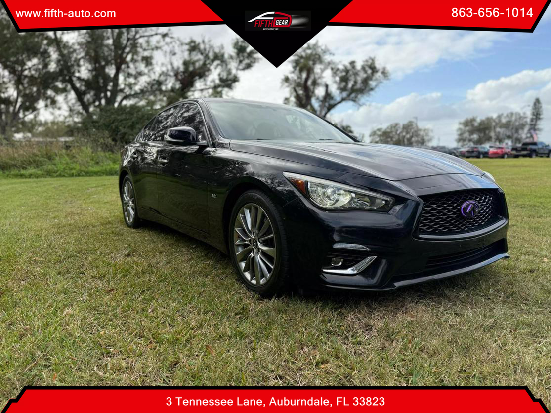 2019 INFINITI Q50 LUXE photo 3