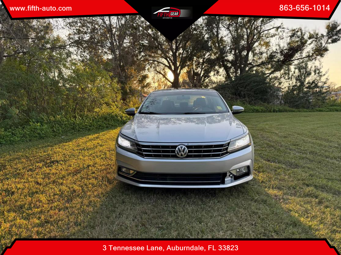 2017 Volkswagen Passat SE photo 3