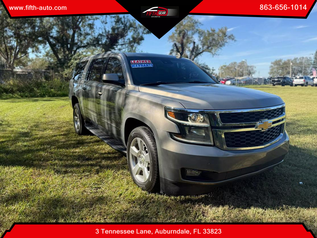 2018 Chevrolet Suburban LT photo 4