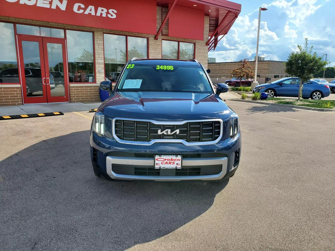 Used 2023 Kia Telluride S with VIN 5XYP6DGC0PG358966 for sale in Middleton, WI