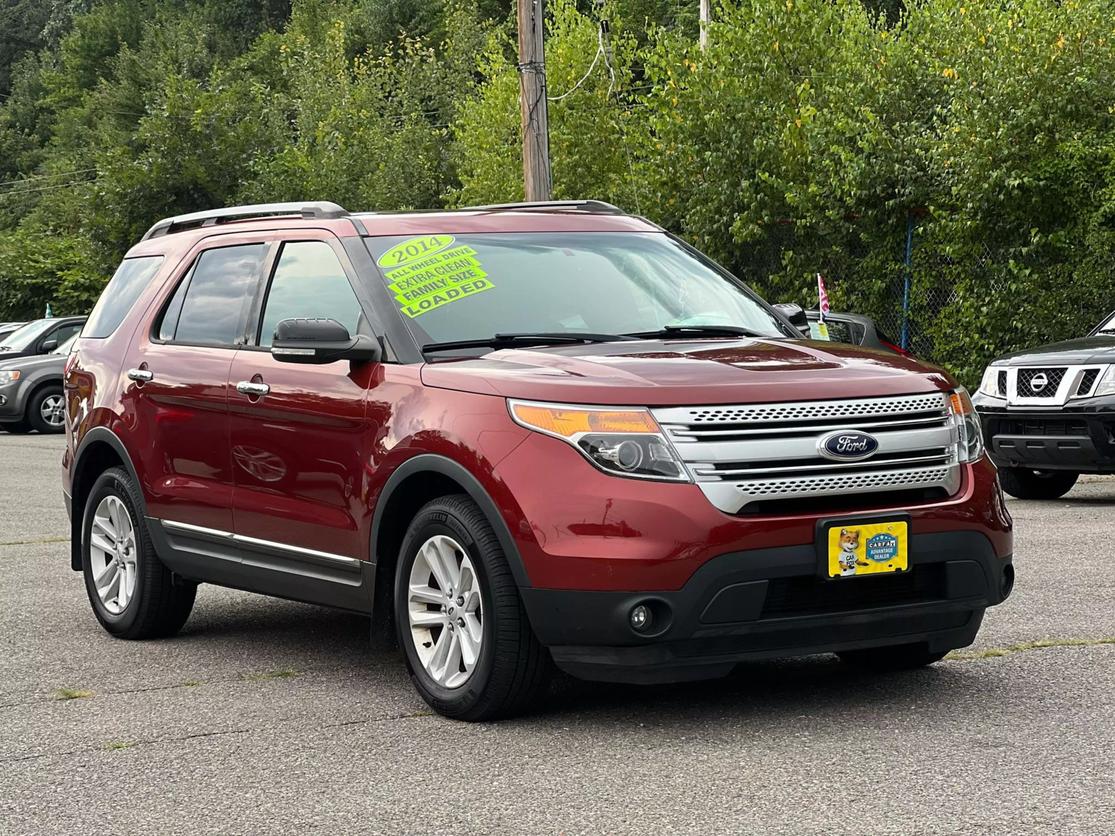 2014 Ford Explorer XLT photo 3