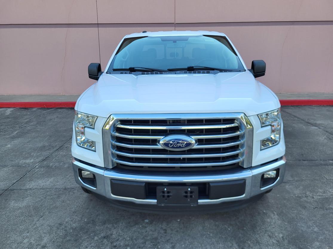 2016 Ford F-150 XLT photo 2