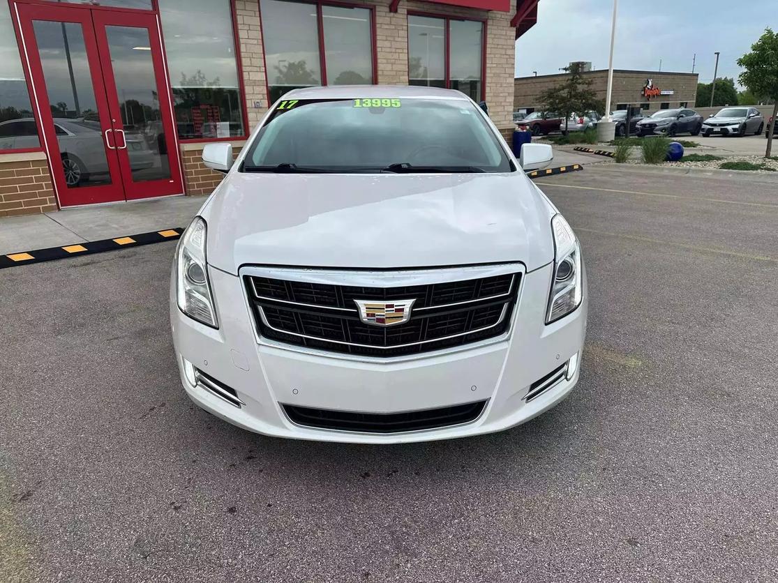 Used 2017 Cadillac XTS Luxury with VIN 2G61M5S37H9107242 for sale in Middleton, WI