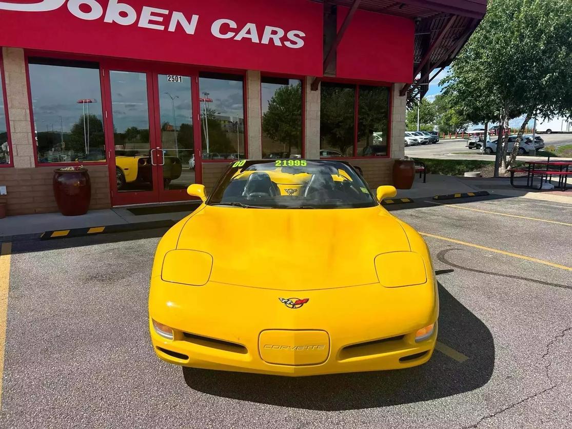 Used 2000 Chevrolet Corvette Base with VIN 1G1YY32G4Y5110127 for sale in Middleton, WI