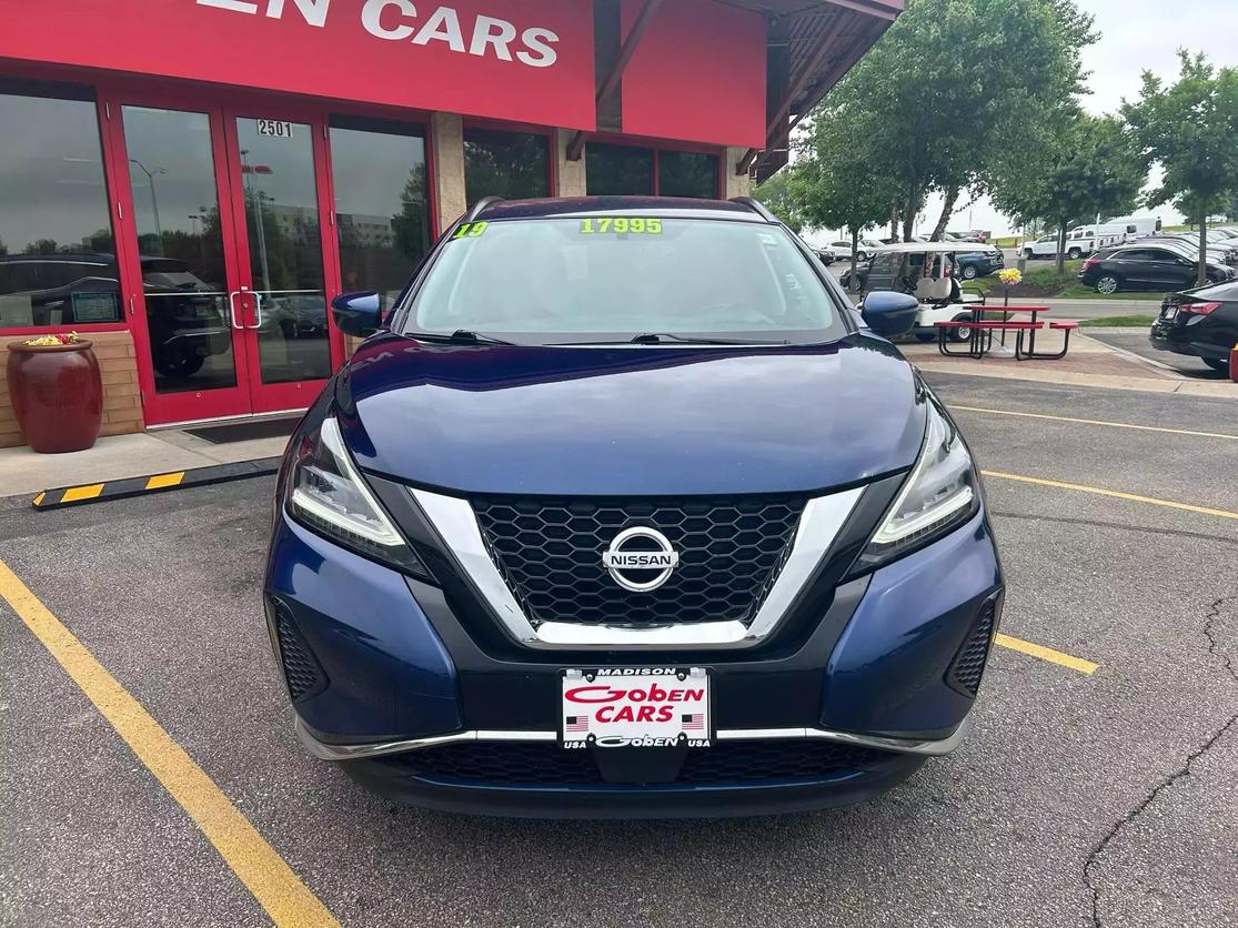 Used 2019 Nissan Murano SV with VIN 5N1AZ2MJ9KN137769 for sale in Middleton, WI