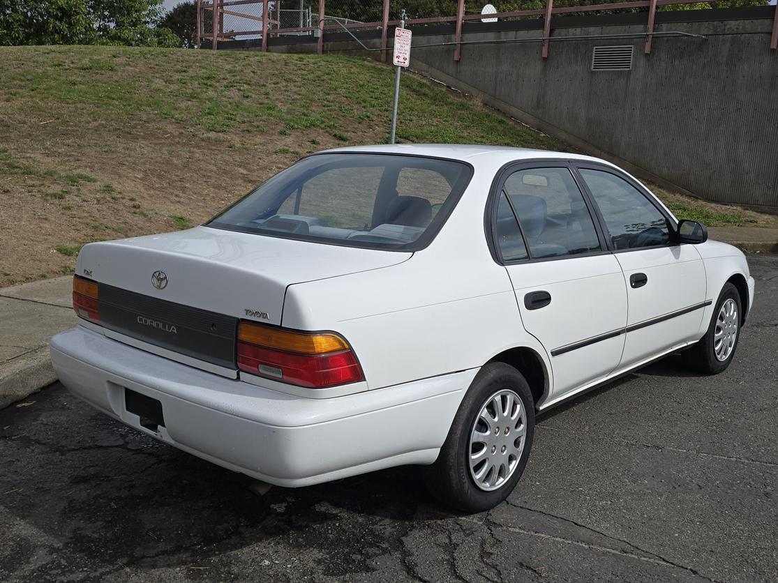 1993 Toyota Corolla null photo 2