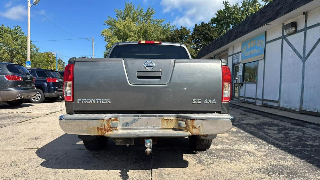 2005 Nissan Frontier SE photo 4