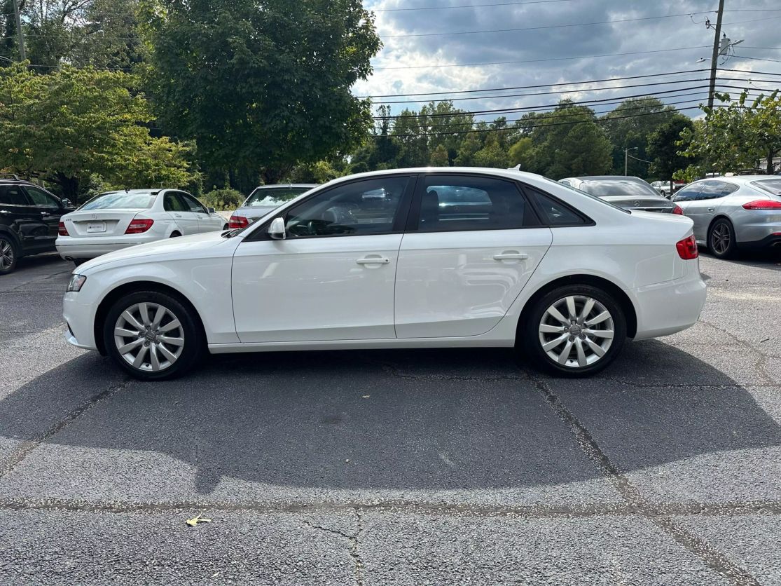 2012 Audi A4 Premium photo 8