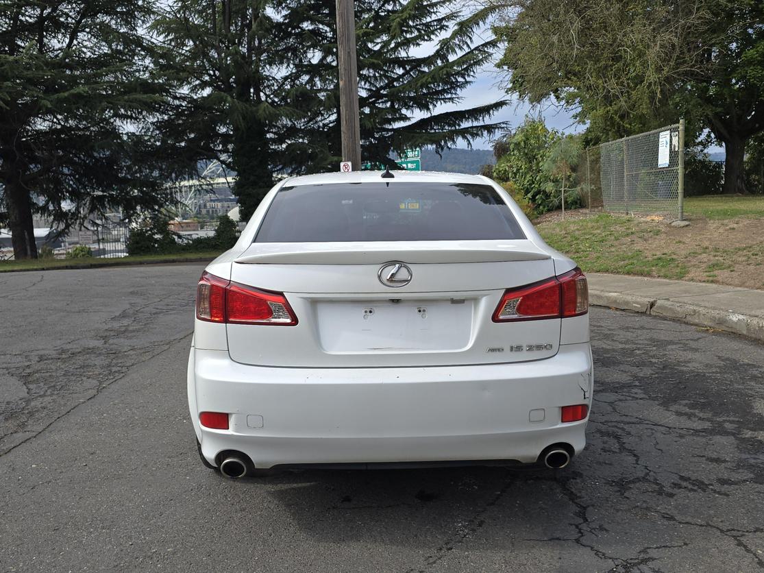 2011 Lexus IS 250 photo 8