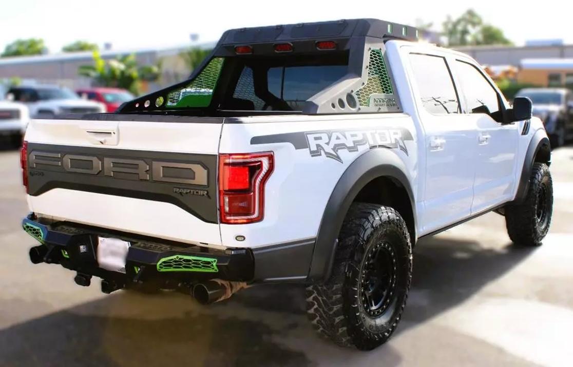 2019 Ford F-150 Raptor photo 3