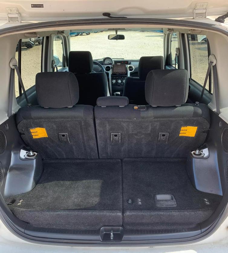 2006 Scion xB Base photo 10