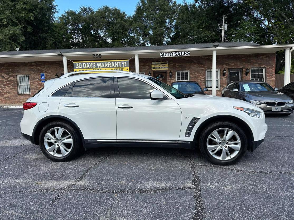 2016 INFINITI QX70 Base photo 4