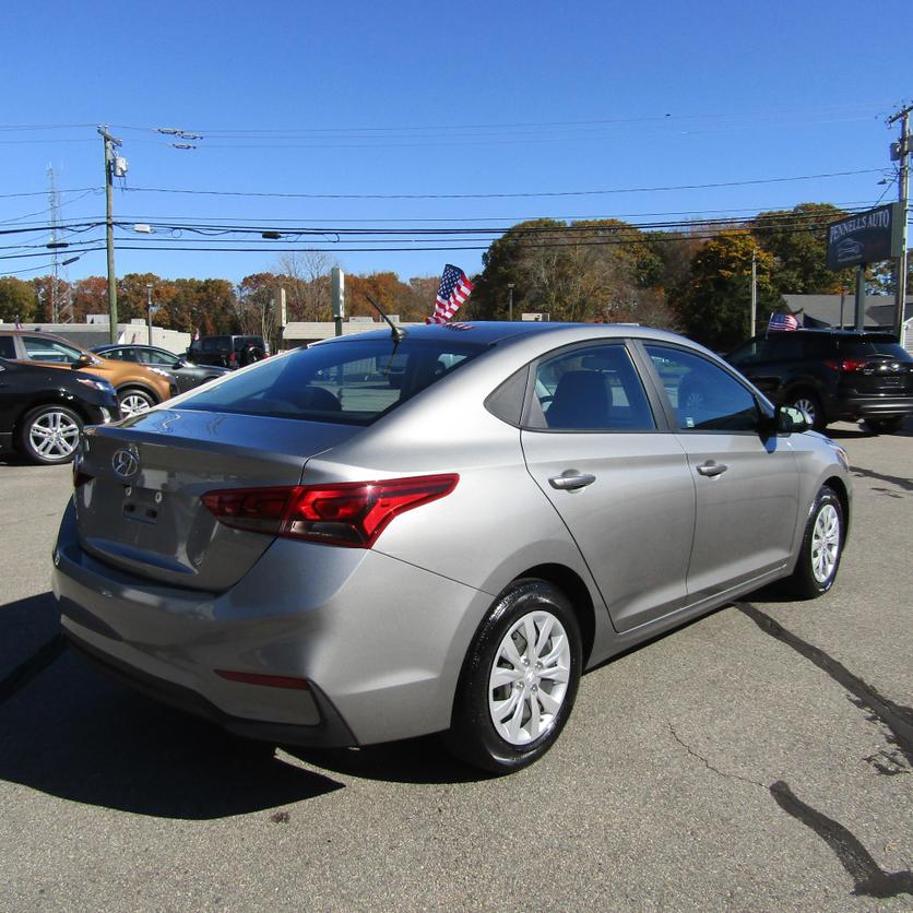 2021 Hyundai Accent SE photo 8