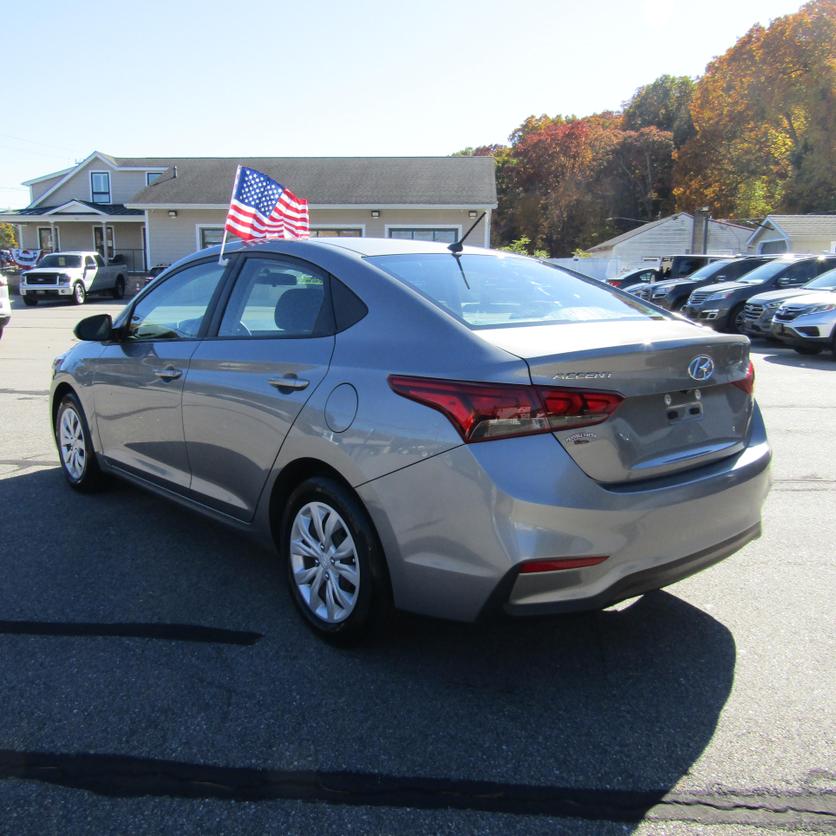 2021 Hyundai Accent SE photo 6