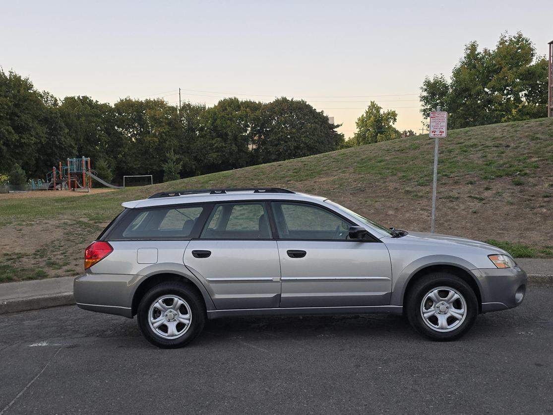 2007 Subaru Outback I photo 5