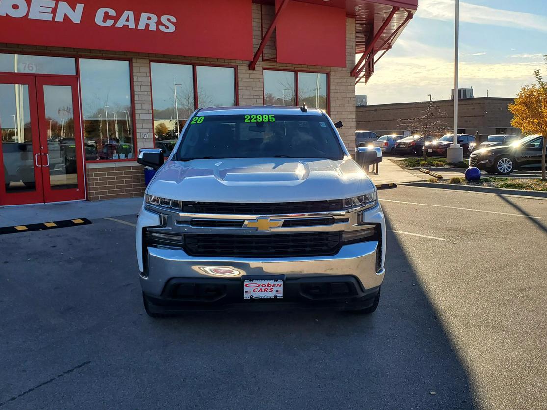 Used 2020 Chevrolet Silverado 1500 LT with VIN 1GCRYDED7LZ179284 for sale in Middleton, WI