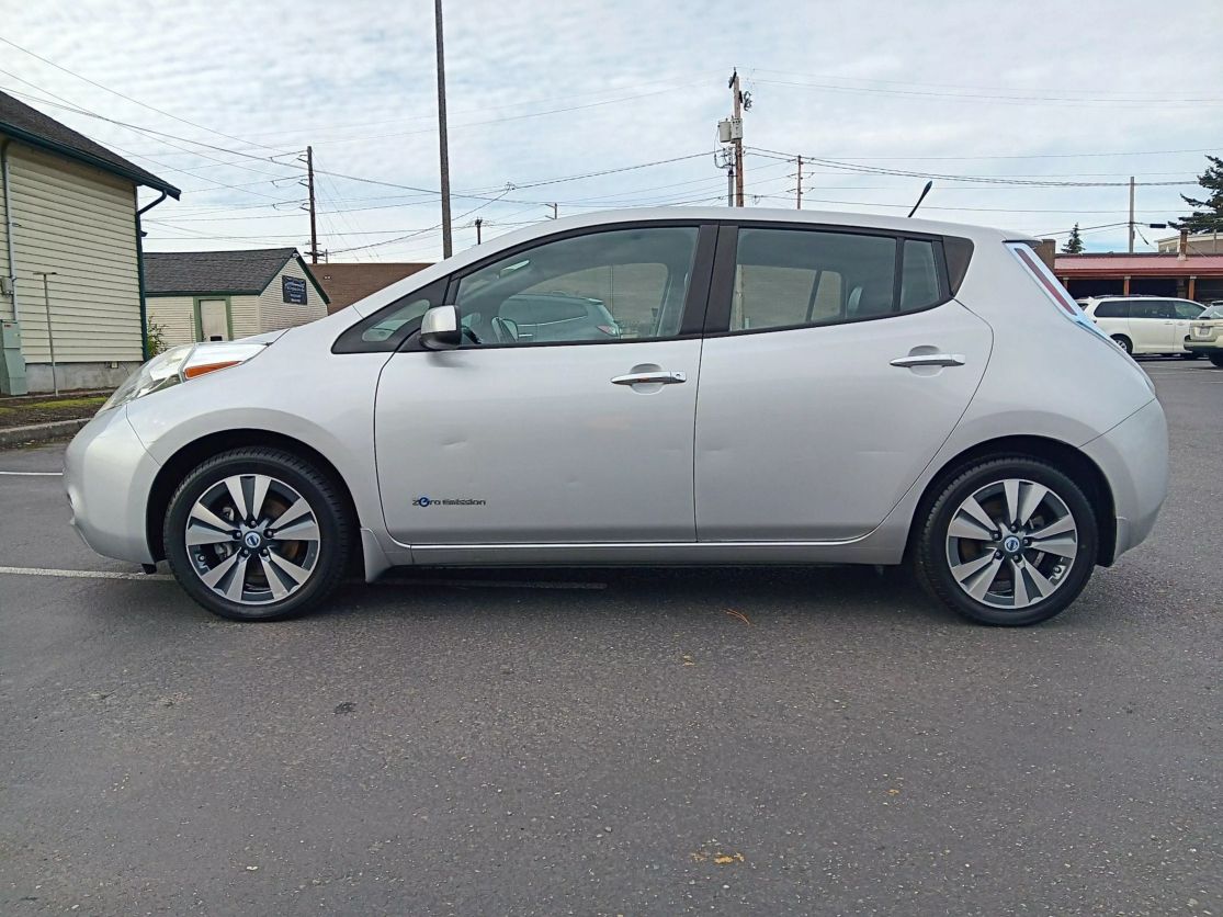 2013 Nissan LEAF SL