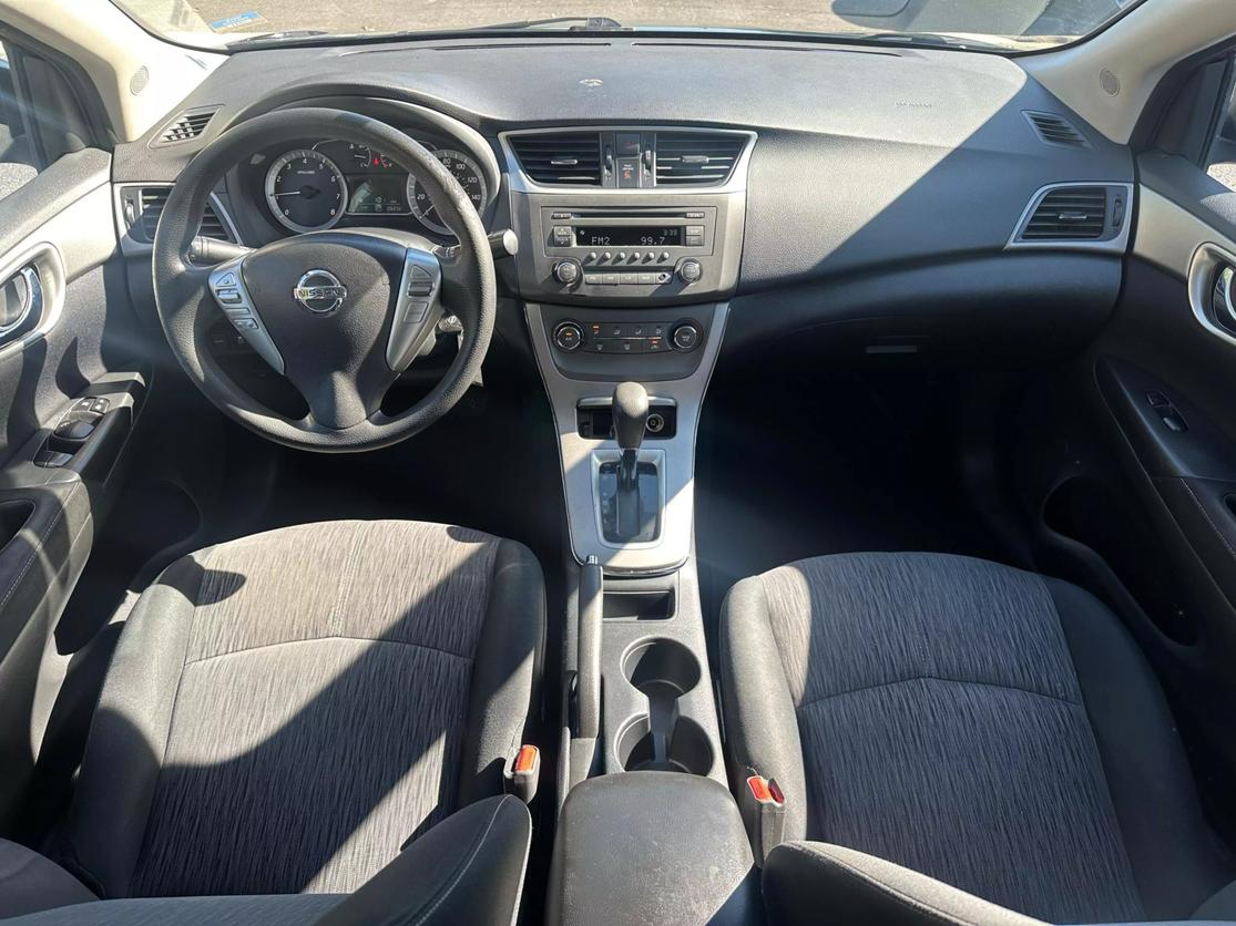 2014 Nissan Sentra SV photo 13