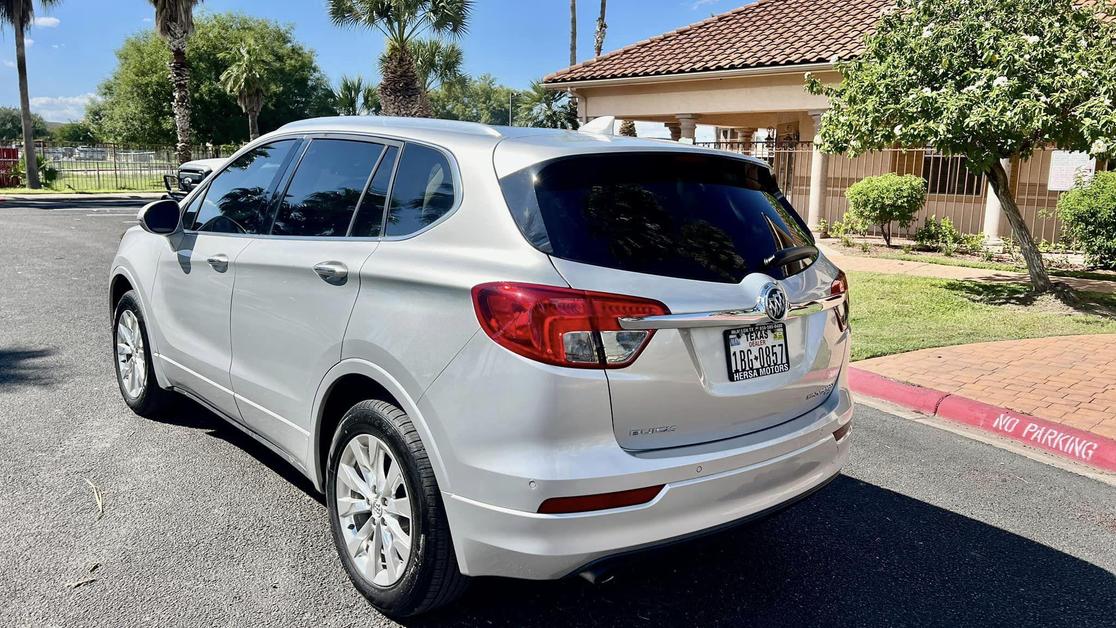 2017 Buick Envision Essence photo 7