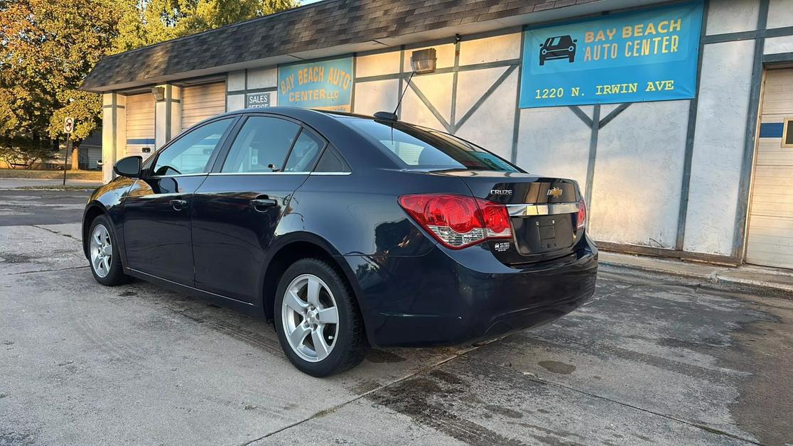 2015 Chevrolet Cruze 1LT photo 3