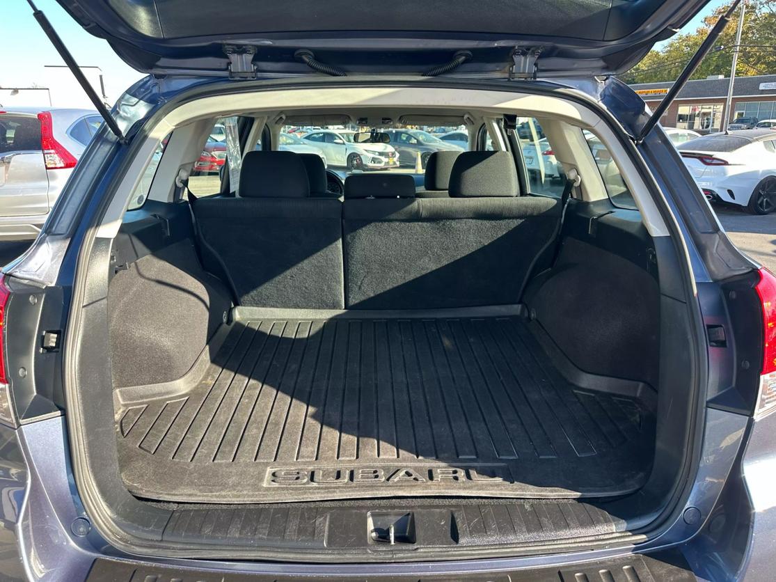 2014 Subaru Outback Base photo 16