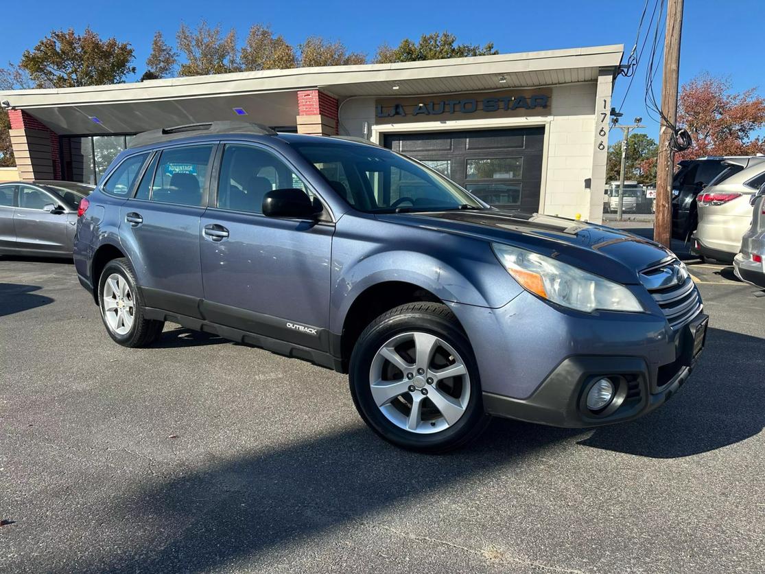 Subaru Outback's photo