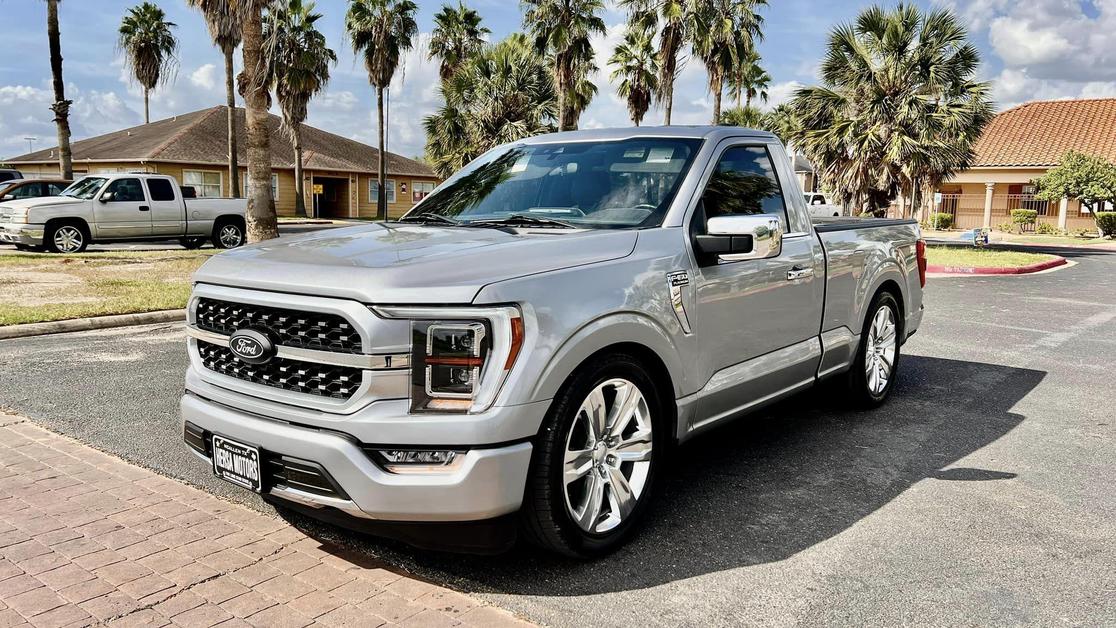 2022 Ford F-150 XL photo 3