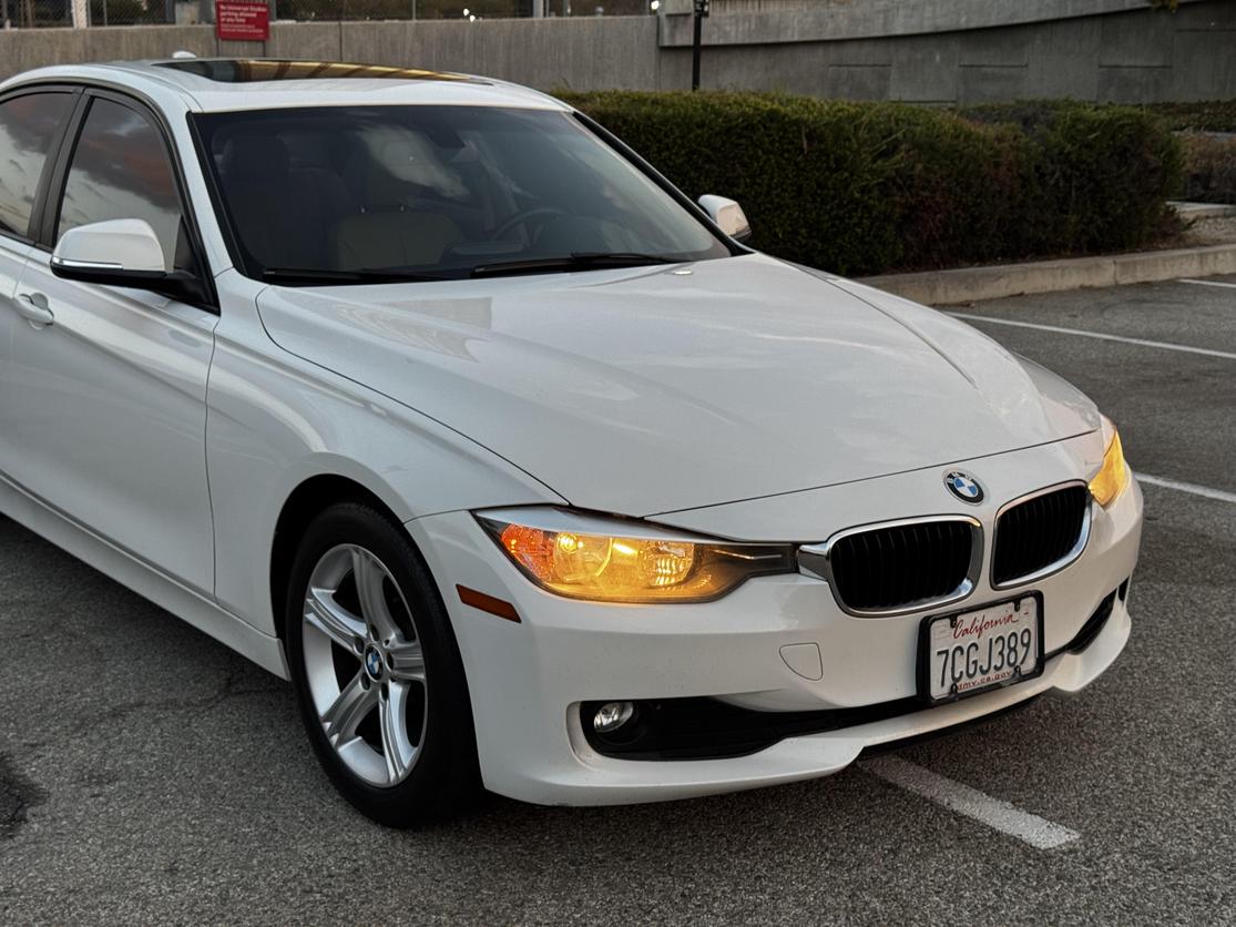 2014 BMW 3 Series 320i photo 6